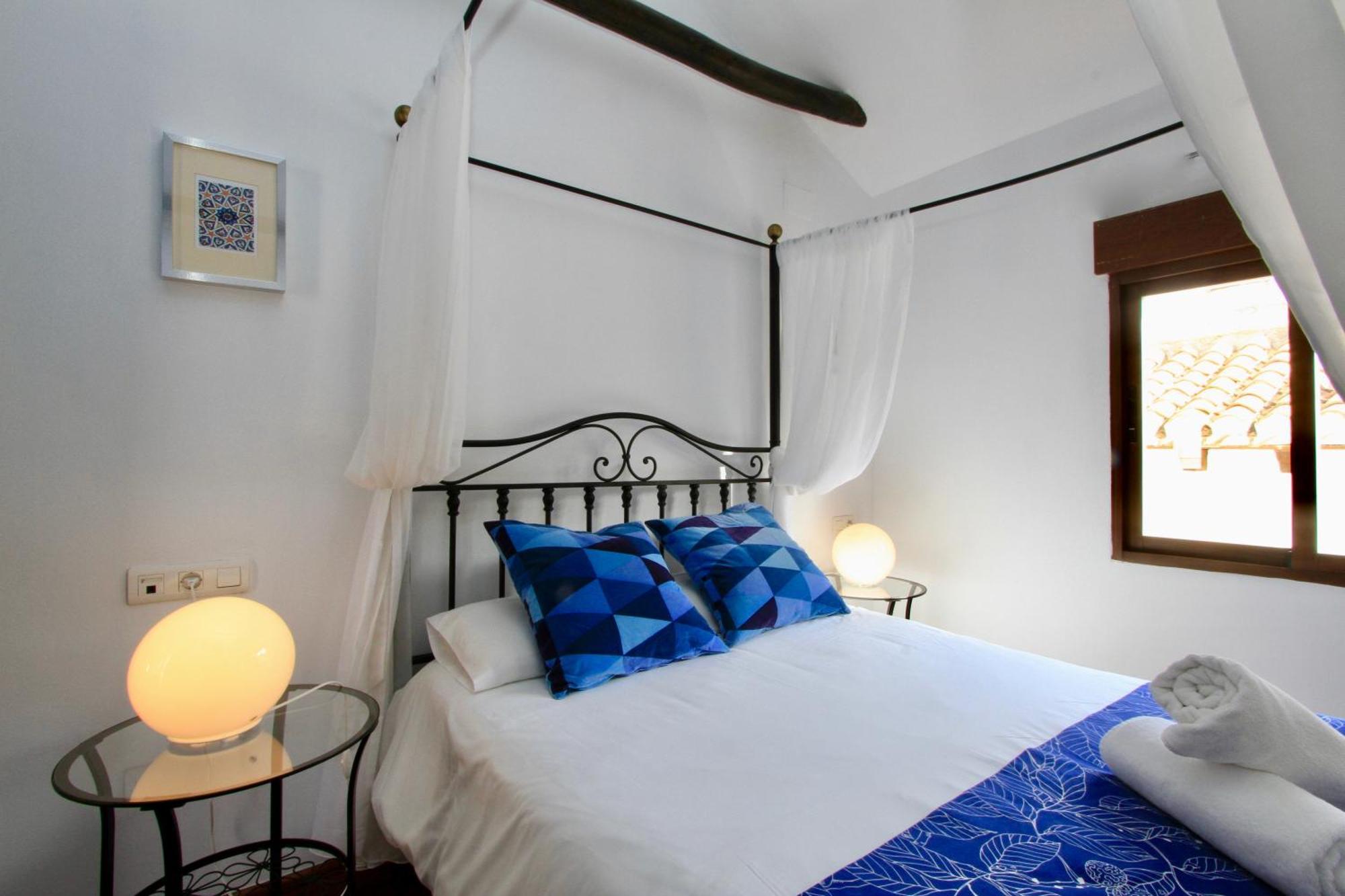 Apartamentos Inside Paseo De Los Tristes Granada Quarto foto