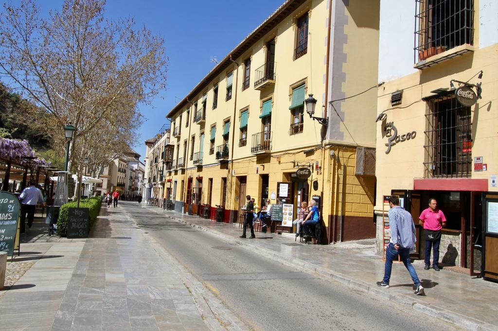 Apartamentos Inside Paseo De Los Tristes Granada Exterior foto